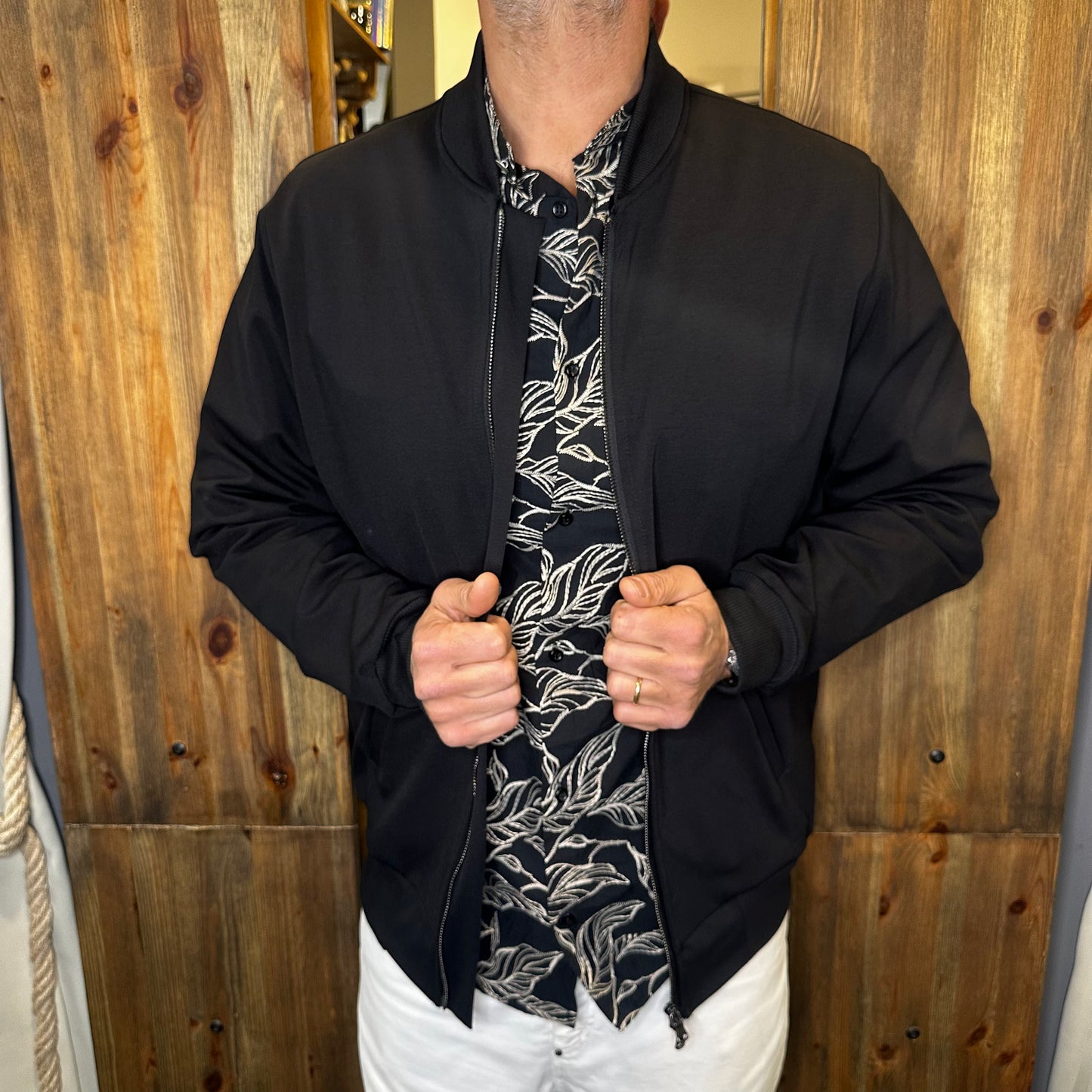 Bomber zip En avance