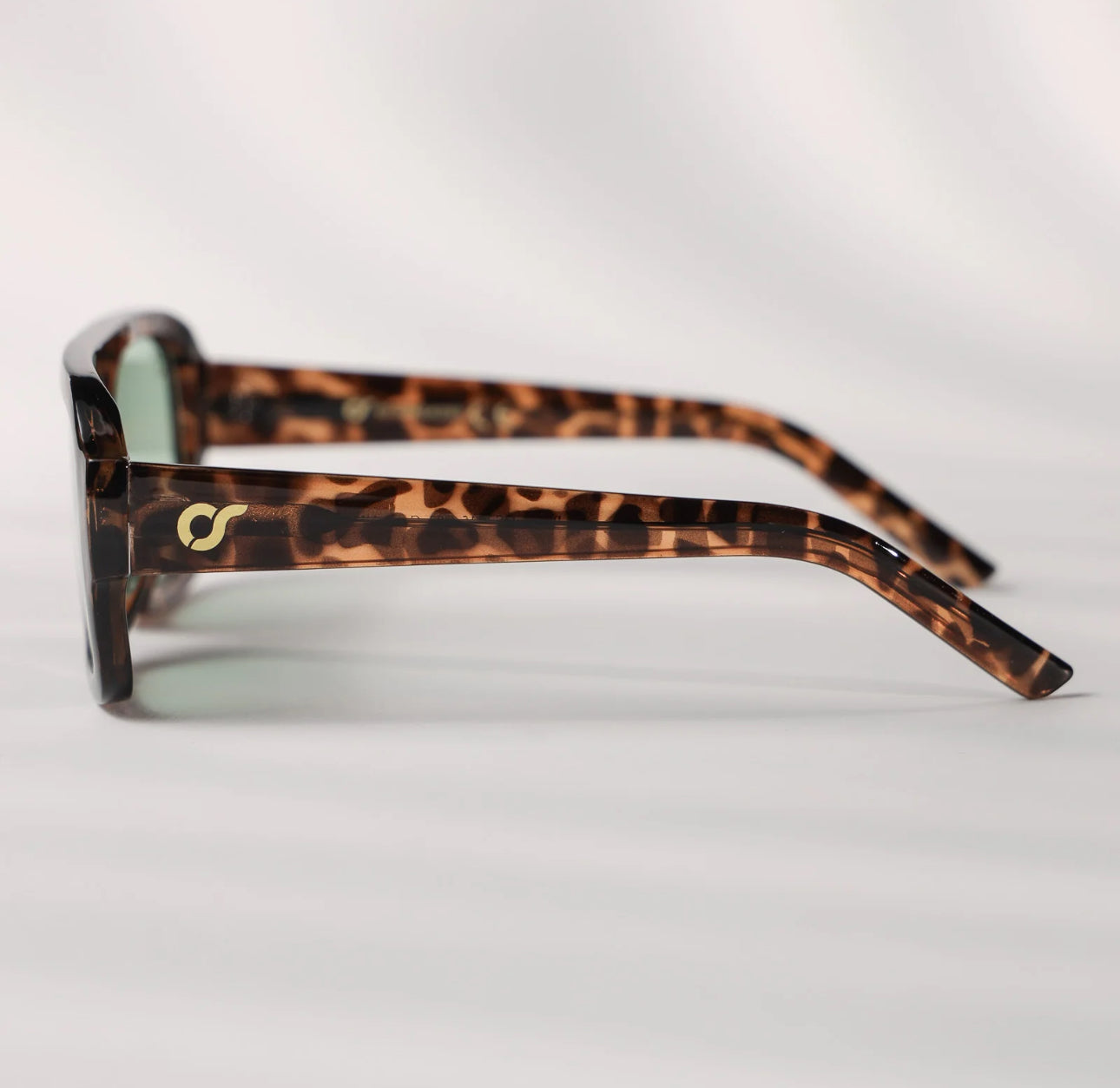 Occhiali Osunglasses Roma tartarugato verde