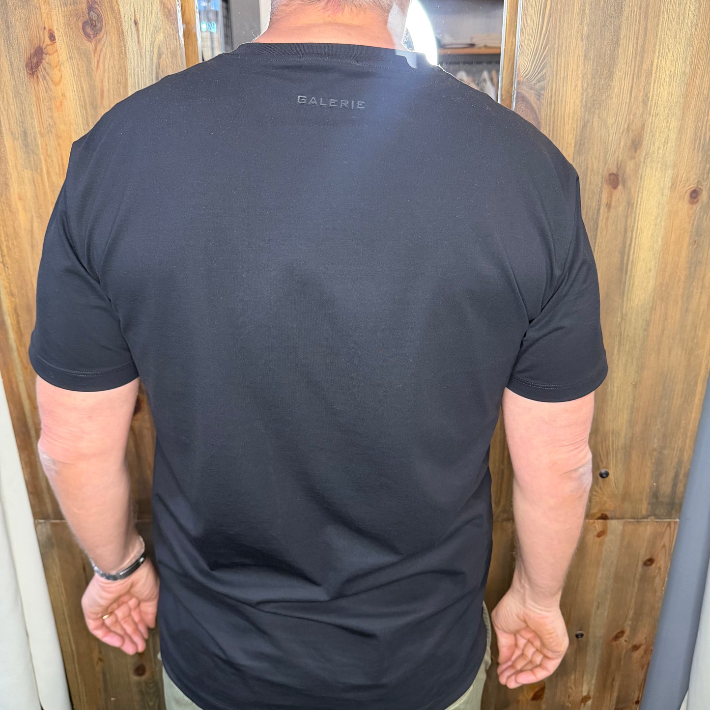 T-shirt galerie nera