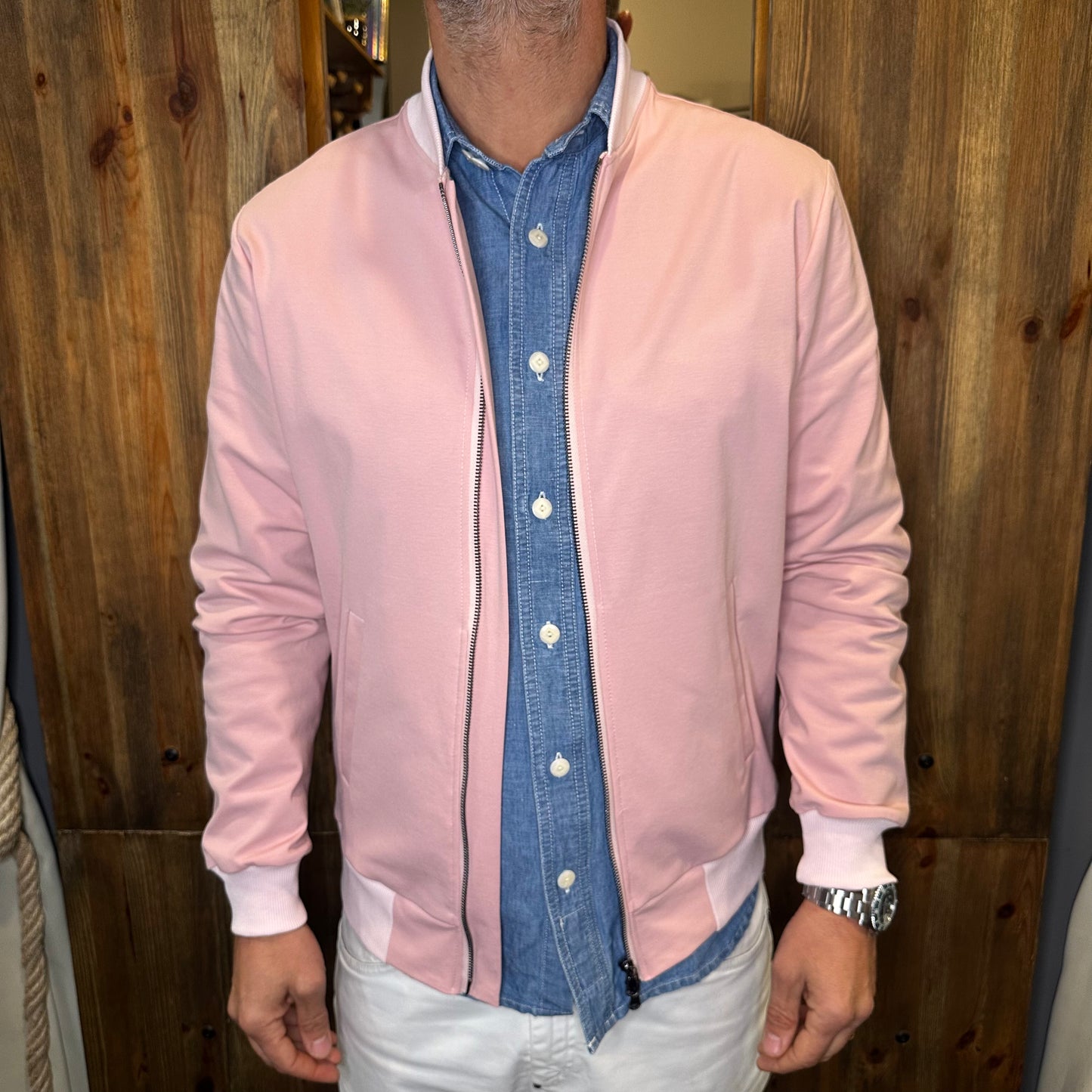 Bomber rosa En avance