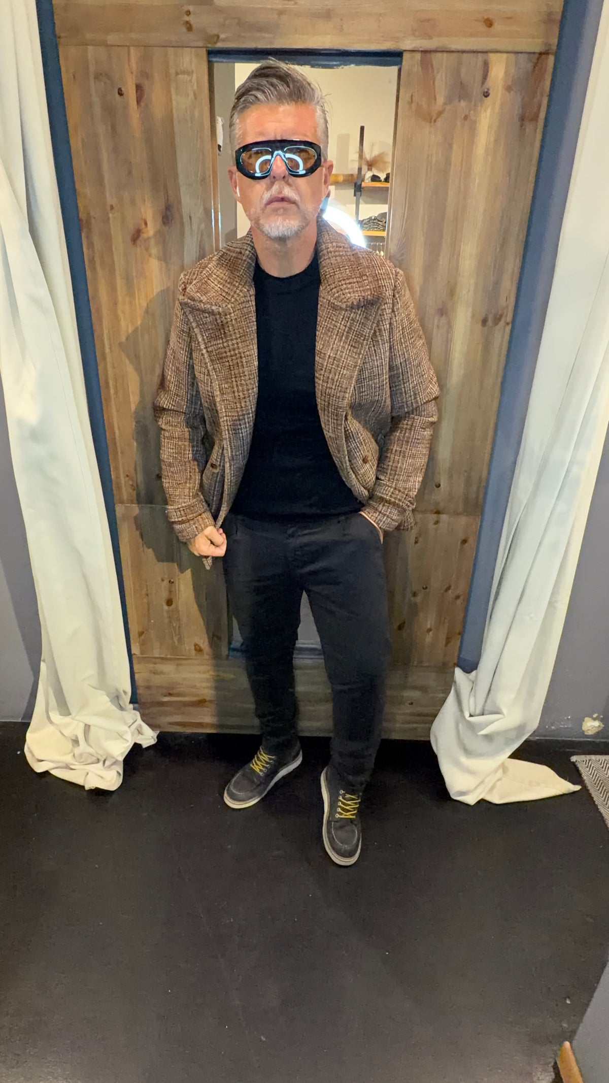 Pantalone chinos con elastico posteriore nero
