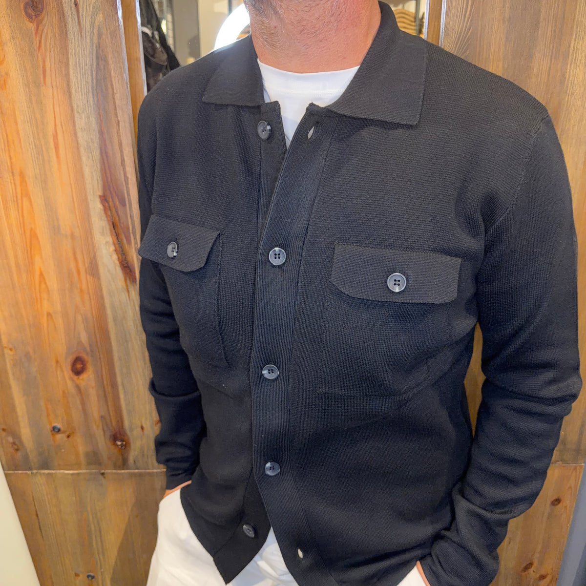 Cardigan En avance bottonato nero
