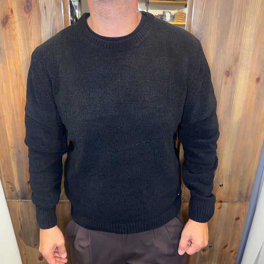 Maglia Gianni lupo ciniglia nera