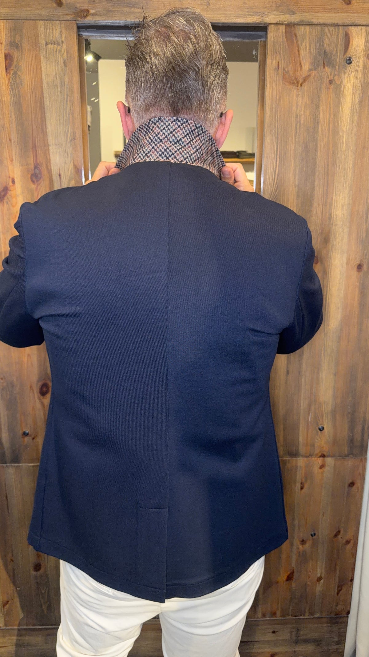Giacca Blazer Blu in Tessuto Tecnico con Dettagli Sartoriali – Koon