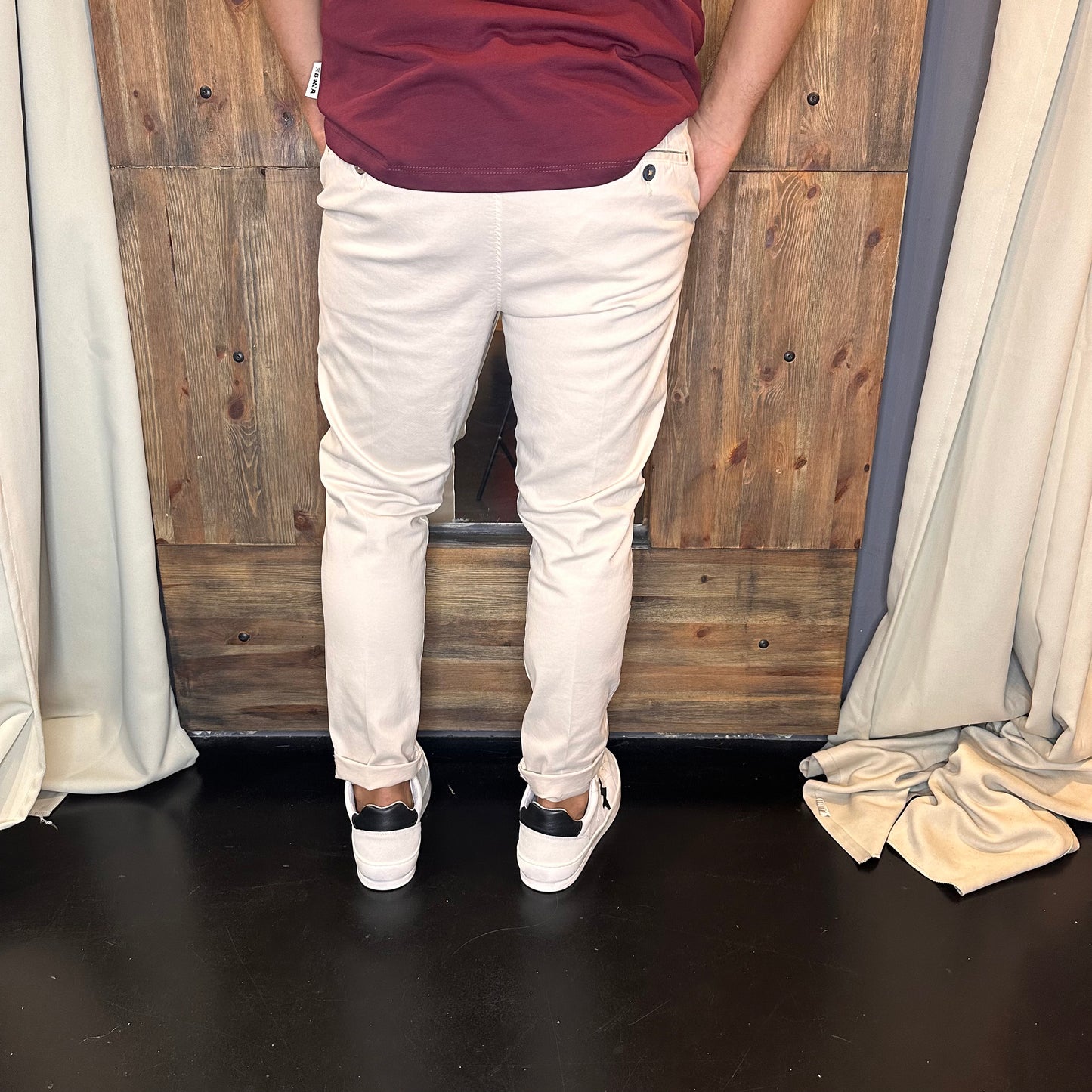 Pantalone chinos block eleven panna