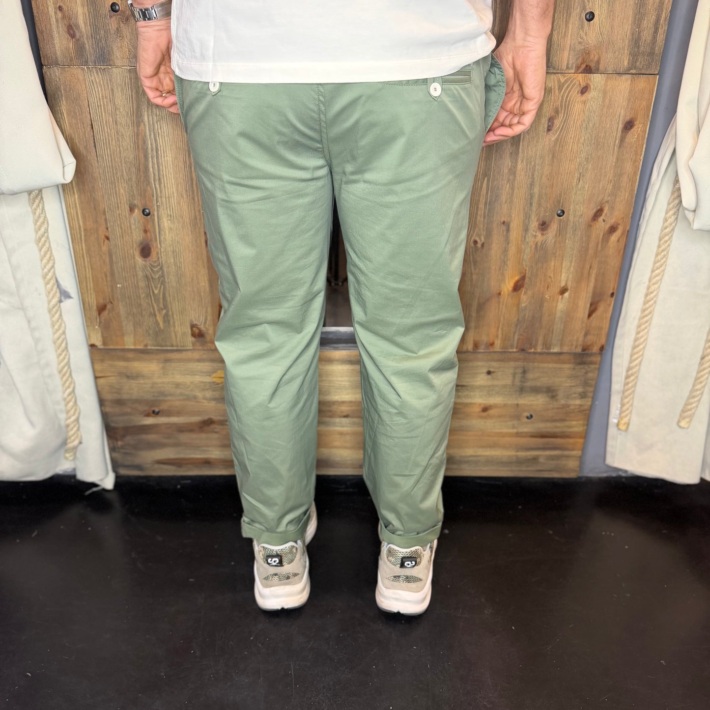Pantalaccio alta tensione jack verde
