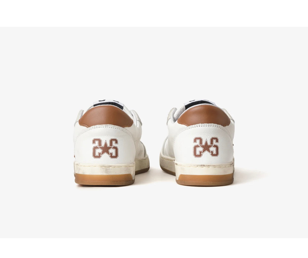 SNEAKER WEEK STAR IN PELLE BIANCA CON DETTAGLI IN CROSTA MARRONE ED EFFETTO
"USED"