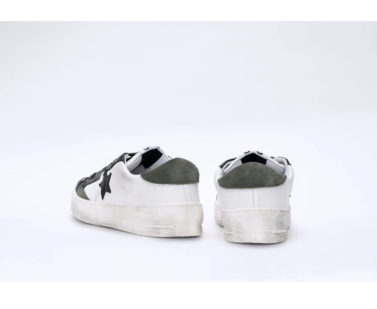 SNEAKER ENJOY STAR IN PELLE BIANCA CON DETTAGLI IN PELLE VERDONE ED EFFETTO "USED"