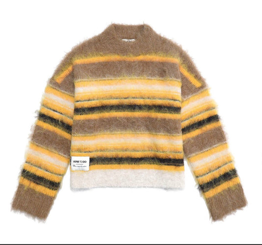 Knitwear camel verb to do