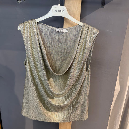 Top molly bracken oro