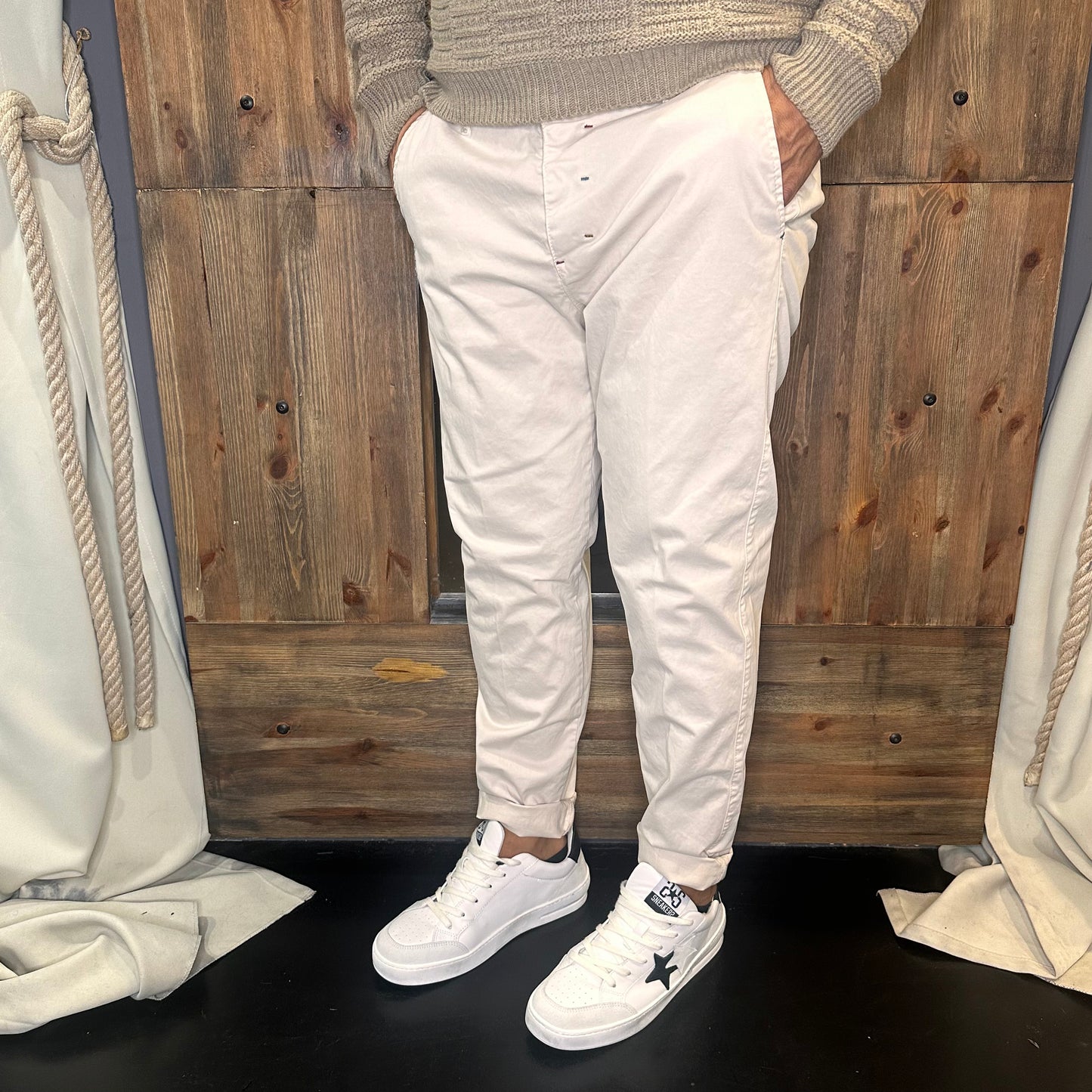 Pantalone Berna chinos panna