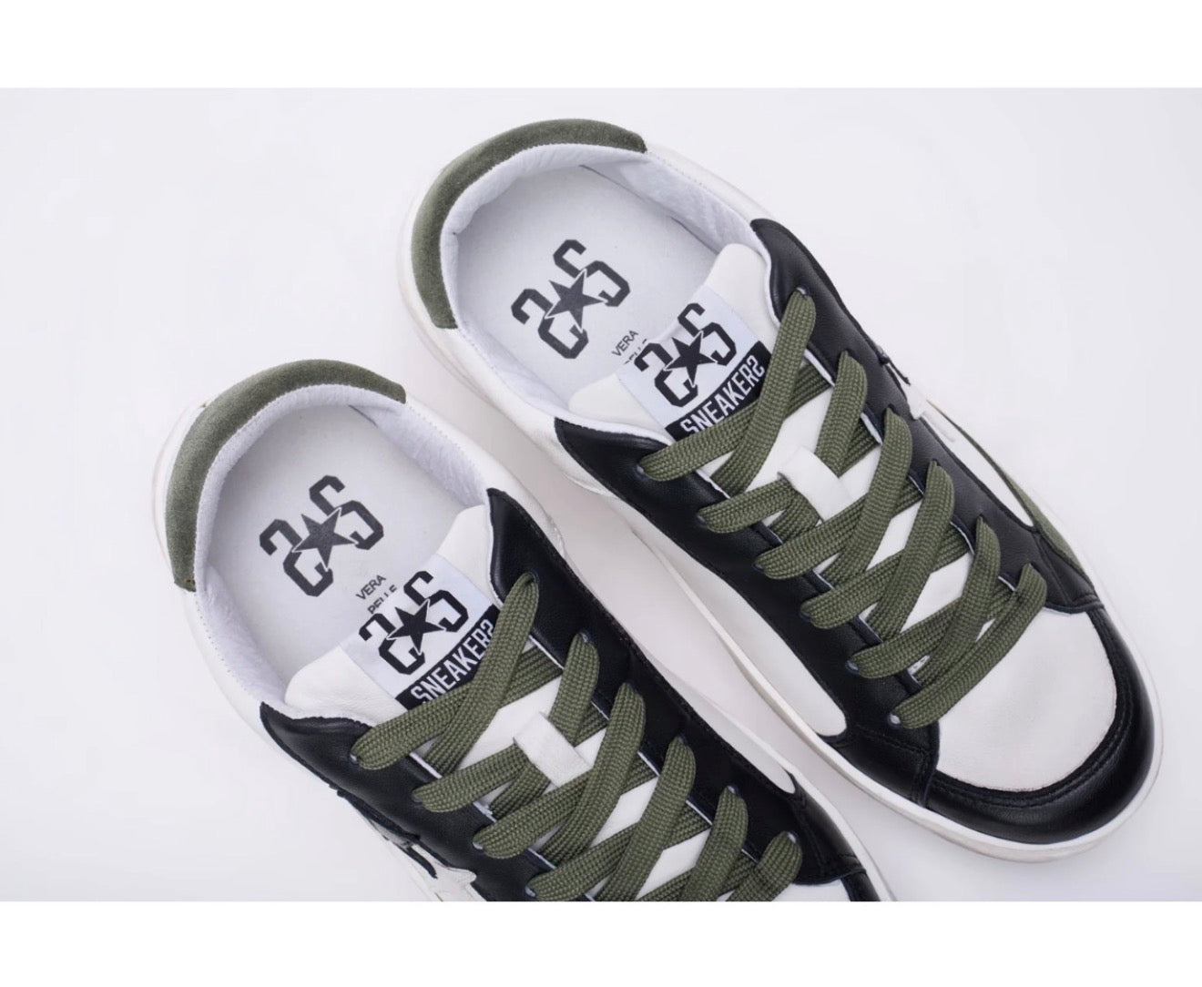 SNEAKER ENJOY STAR IN PELLE BIANCA CON DETTAGLI IN PELLE VERDONE ED EFFETTO "USED"